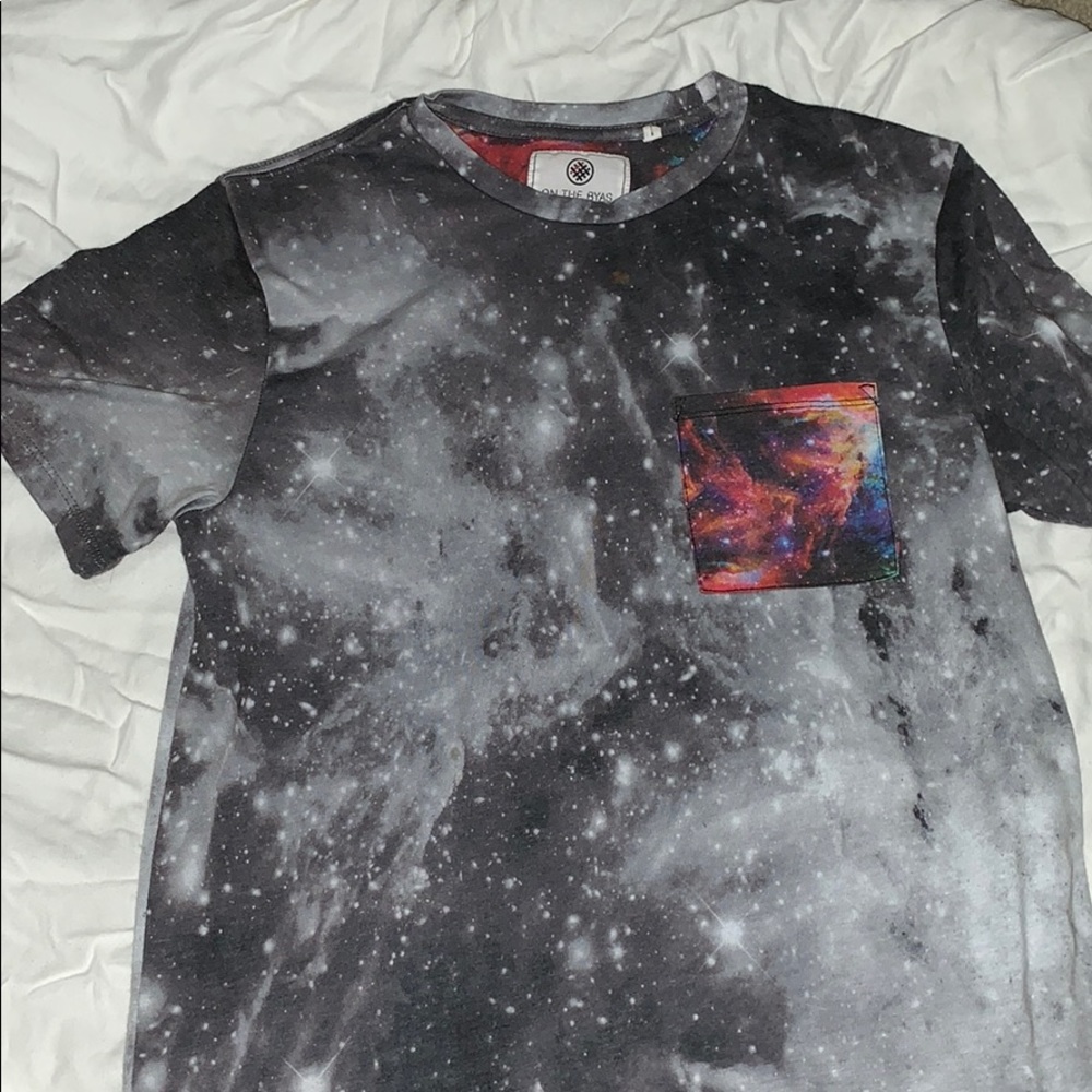 men’s shirt
